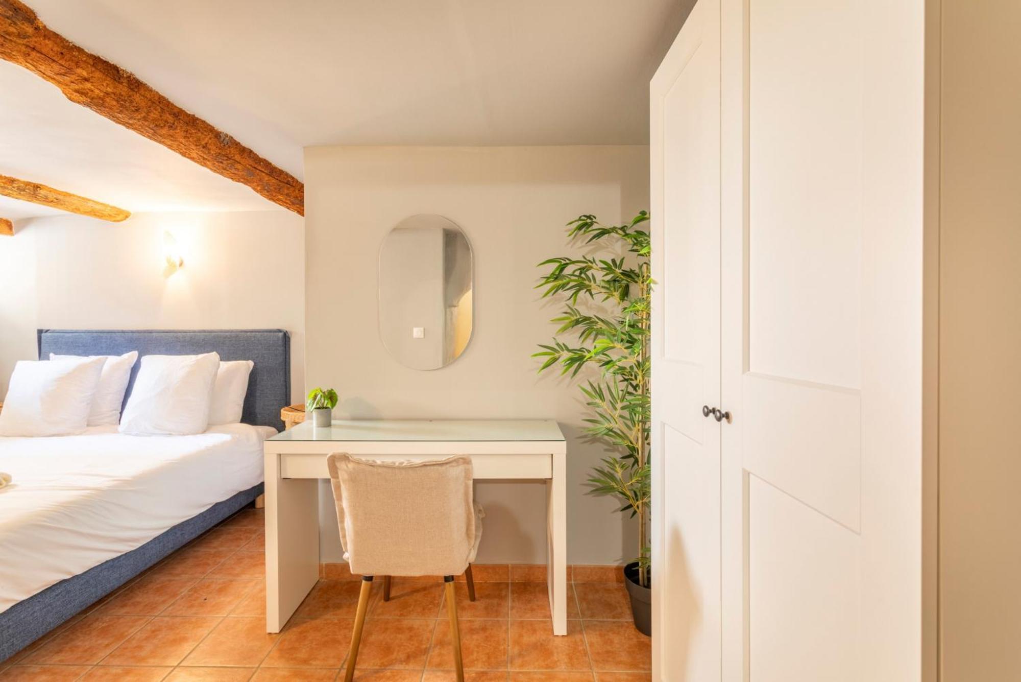 Le Petit Saint Esprit - Centre Ville - Calme - Lumineux - Fibre Экс-ан-Прованс Экстерьер фото